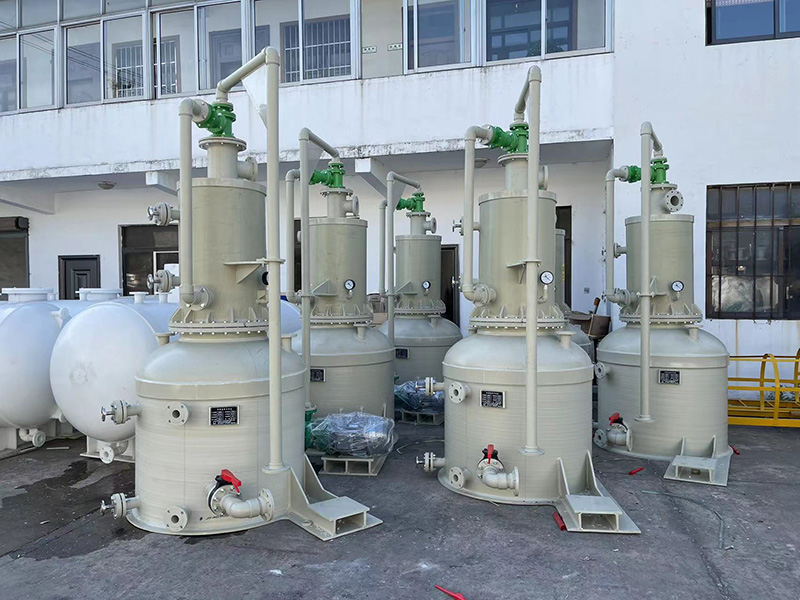 PP立式真空機(jī)組 PP立式真空機(jī)組